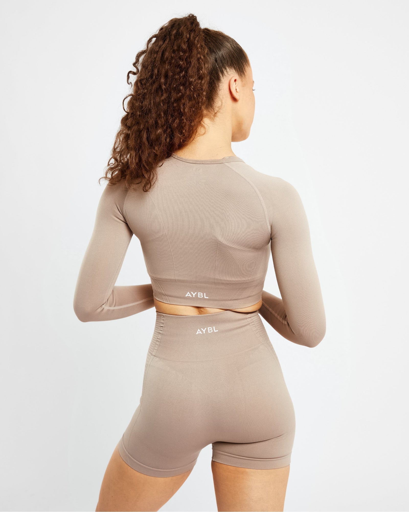 Balance V2 Seamless Long Sleeve Crop Top - Mocha - aybldev