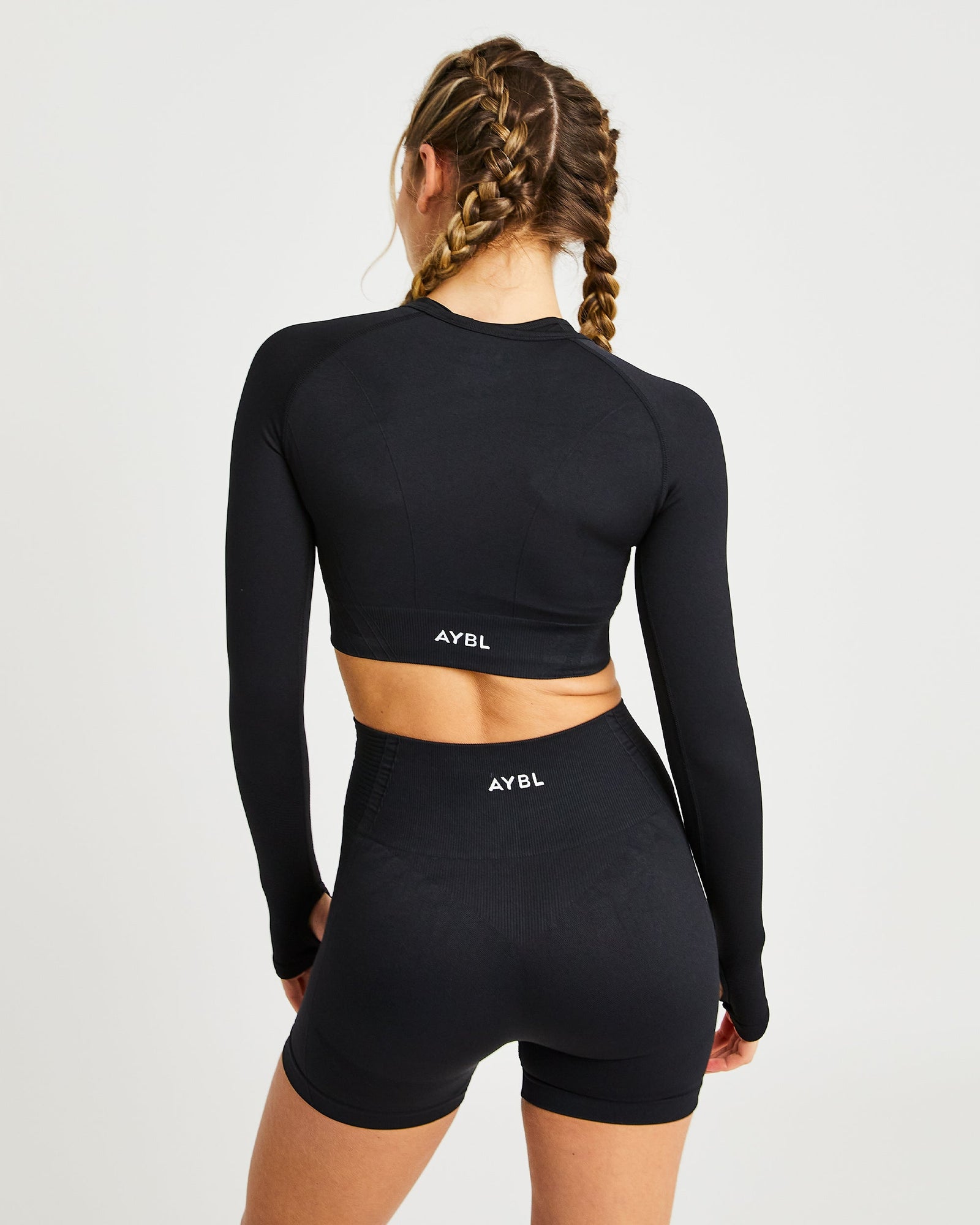 Balance V2 naadloze crop top met lange mouwen - zwart