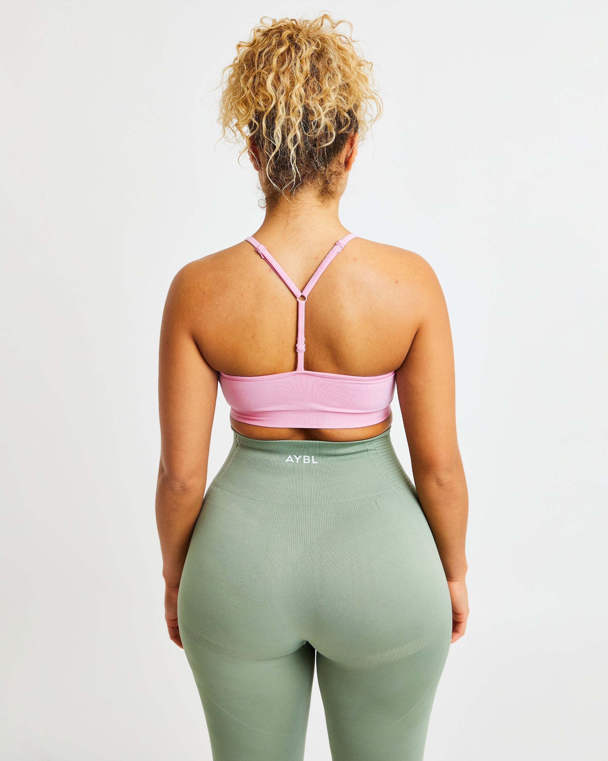 Essential Seamless V Neck Sports Bra - Baby Pink - aybldev