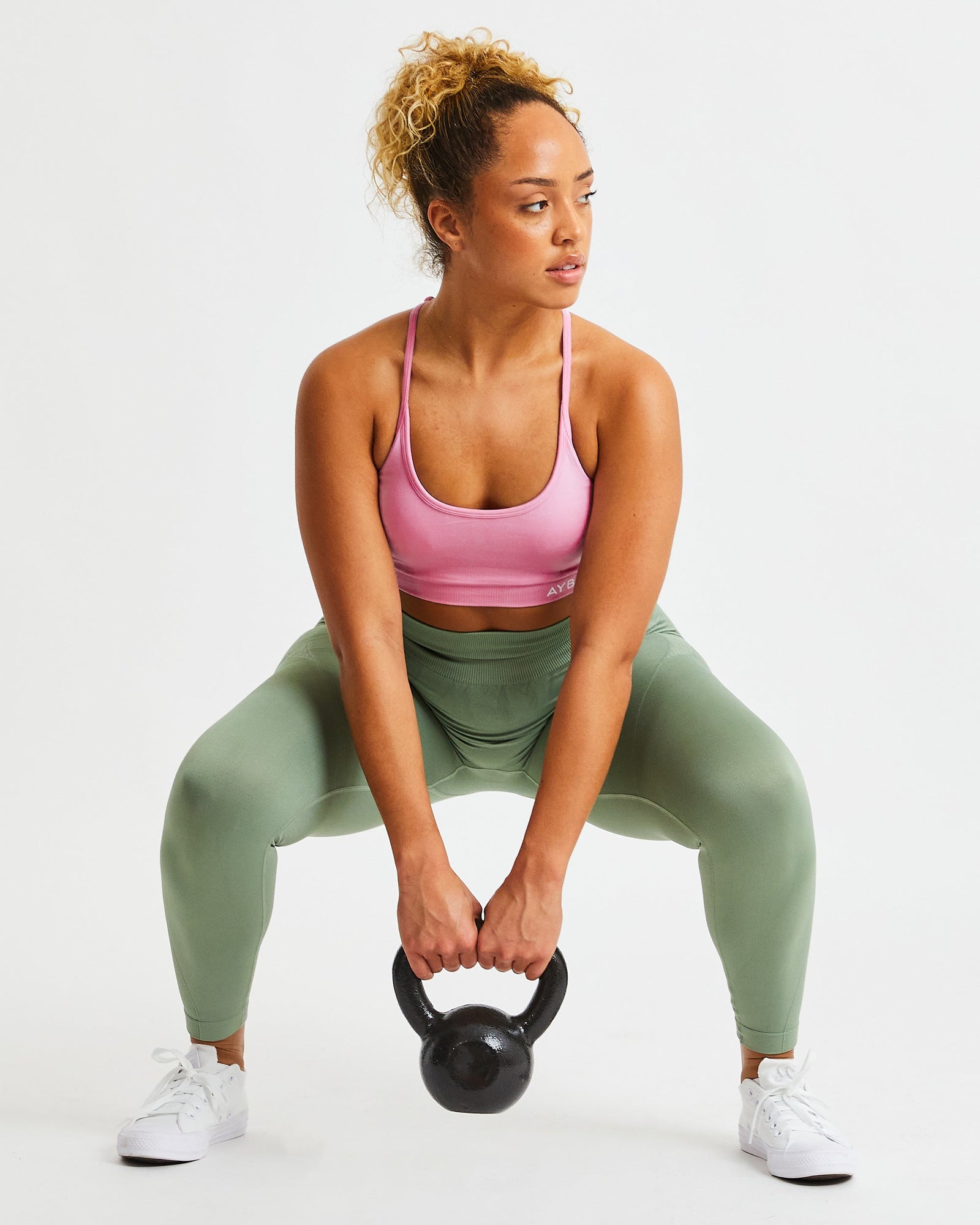 Essential Seamless V Neck Sports Bra - Baby Pink - aybldev